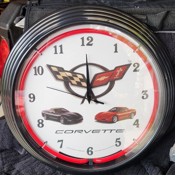Neon Corvette Clock - Picture 1 of 4